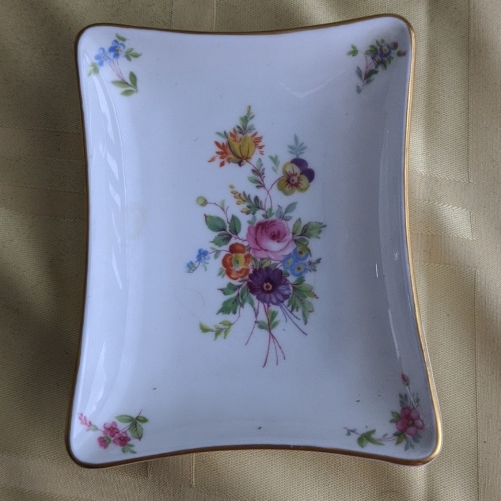 Minton flower dish